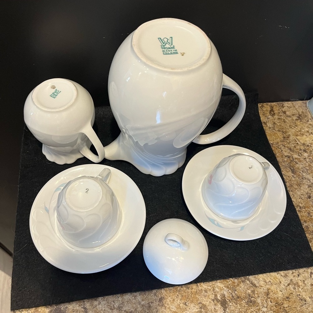 Vintage Wawel Poland Floral Tea Set with Pink and Blue Accents - Picture 11 of 15